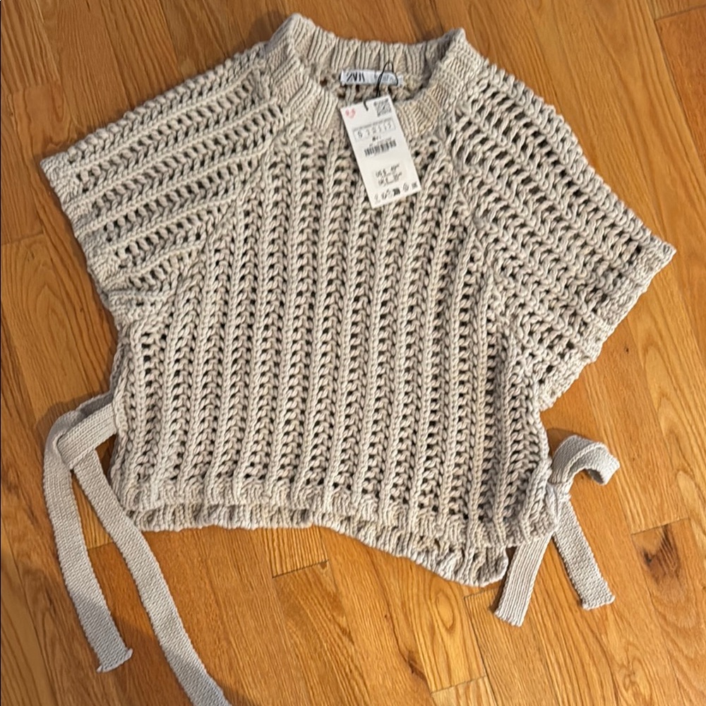 Zara Cream tan Crew Neck Sweater with Textural Knit New small with tags